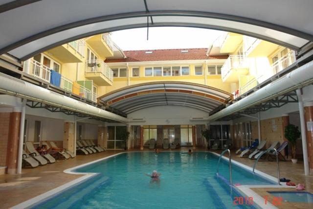 Lilla Wellnessapartman Zalakaros Εξωτερικό φωτογραφία